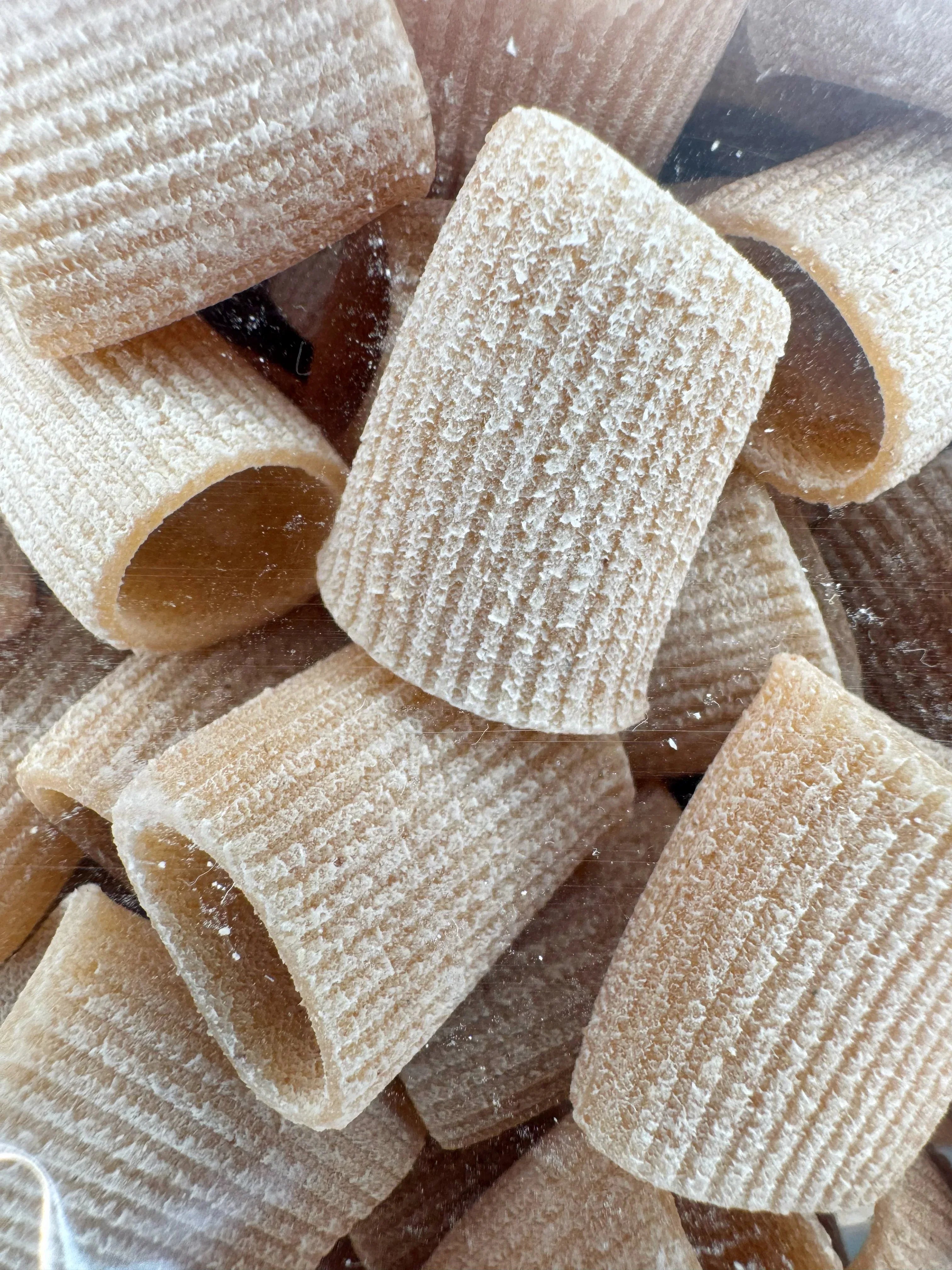 Pasta Senatore Cappelli 100% biologica: Mezze Maniche Trafilate al Bronzo - Bottega Gran Sasso