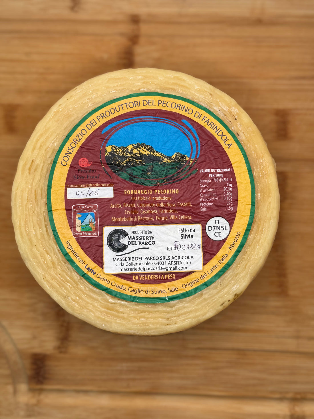 Forma di Pecorino Semistagionato intera